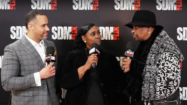 S1 EP9 -  The Presidential Services Award